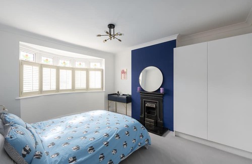 Penge Haus | Charming House easy access to Central London