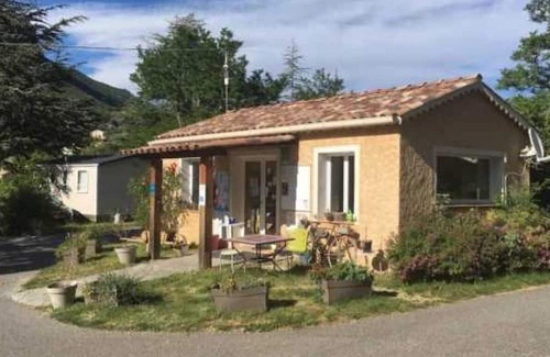 Orpierre Haus | Camping 4 étoiles - Piscine - eeeaef
