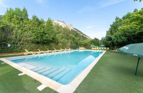 Orpierre Haus | Camping 4 étoiles - Piscine - eeeaeg