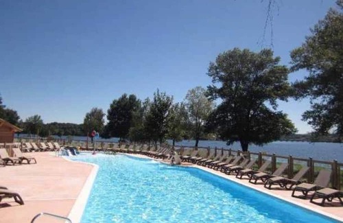 Canet-de-Salars Haus | Camping 4 étoiles - Parc aquatique - eeeaha