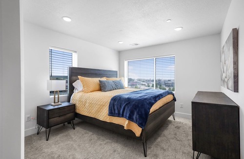 Clearfield Wohnung | Beautiful, cozy, 2 bedroom 5 floor apartment.