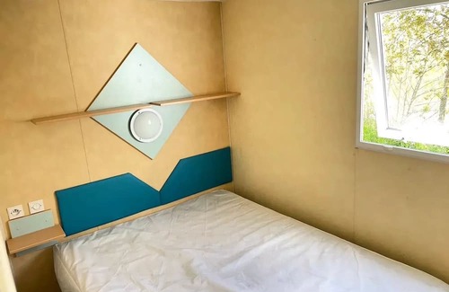 Saint-Denis-du-Payre Haus | CAMPING O BEAU LAURIER ** - Mobile home with dressing room 4p 42 4 people