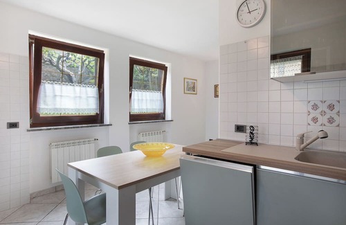 Charvensod Wohnung | Apartment 'Reditus' with Mountain View, Private Terrace and Wi-Fi