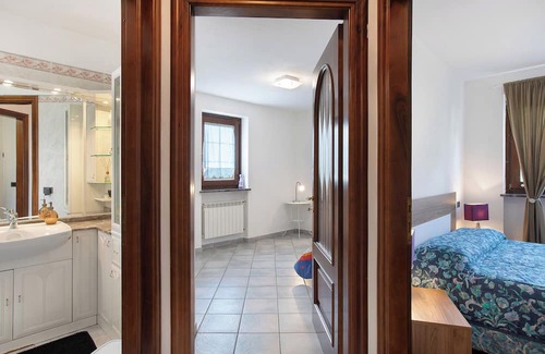 Charvensod Wohnung | Apartment 'Reditus' with Mountain View, Private Terrace and Wi-Fi