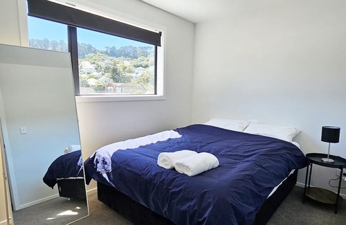 Wellington Haus | A newly built 3 Bedroom and Garage home at the city fringe!