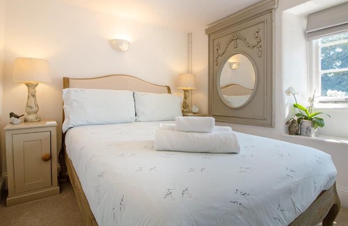 Stoke Gabriel Hütte | 1 bedroom accommodation in Stoke Gabriel, near Totnes