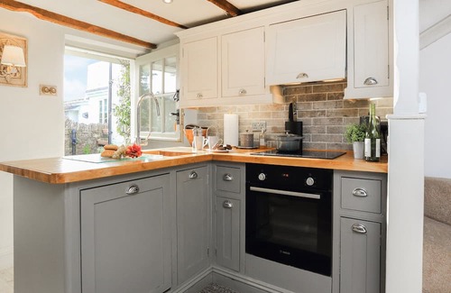 Stoke Gabriel Hütte | 1 bedroom accommodation in Stoke Gabriel, near Totnes