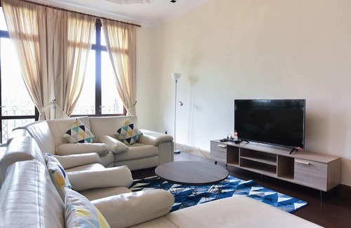 Ampang Wohnung | A Chic & Spacious 5BR Unit in Ampang, FREE Parking