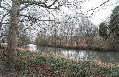 Doncaster Haus | A Stylish 2 Bed Riverside Home Doncaster