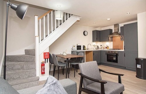 Doncaster Haus | A Stylish 2 Bed Riverside Home Doncaster