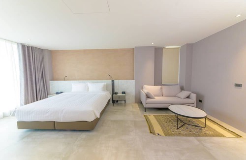 Shimen District Hotel | Ocean house