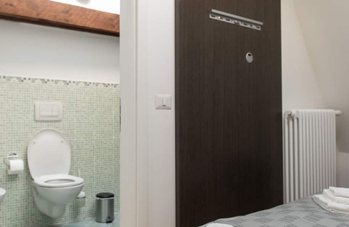 Kosice Old Town Wohnung | Comfy Loft on Hlavna with two bathrooms and an elevator