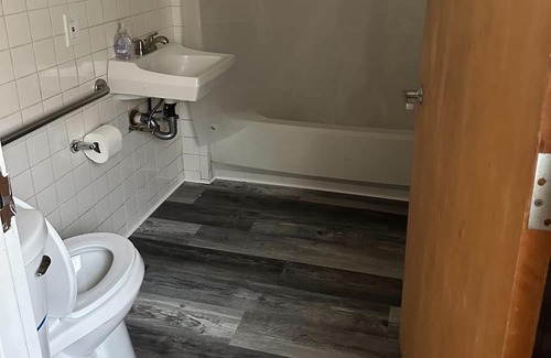 East Haven  Rutland County Wohnung | Stylish Apartment with Fireplace