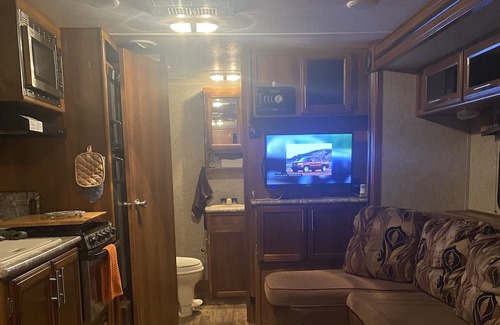 Mercer Haus | Country getaway within 8 miles of more hunting and fishing than your 💕’s desire