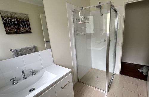 Walkerville Haus | Serenity at Macneil Court