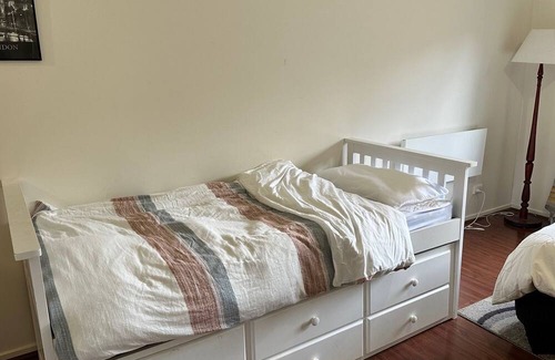 Walkerville Haus | Serenity at Macneil Court