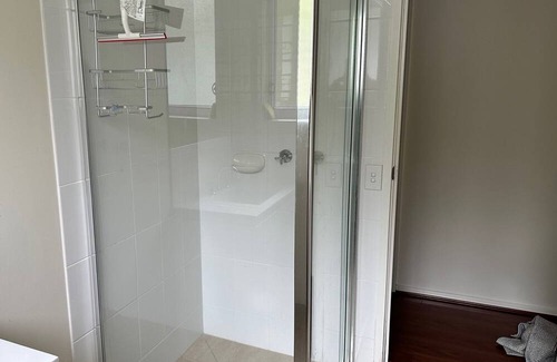 Walkerville Haus | Serenity at Macneil Court