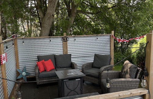 Cobourg Haus | A cozy 5 star, 1 bedroom, 1 bath in downtown Cobourg . Newly built in 2020!