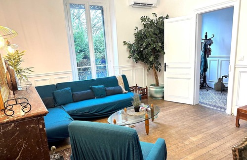 Saint-Florentin Haus | Homerez - Big house for 11 ppl. with garden and terrace at Saint-Florentin