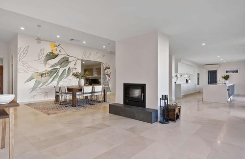 Lesmurdie Haus | Explore the serenity of Wattle Falls with a 4 Bedrooms, 3 Bathrooms Home