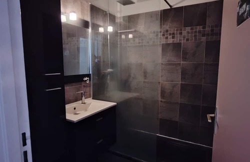 Combat Wohnung | Spacieux T6 de 160 m2 en Duplex Avec vue Panoramique de Paris. Idéal !