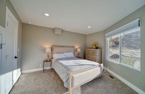 Twin Falls Haus | Luxury Private 3BR Home w/ Canyon & River Views