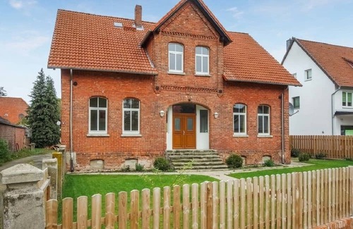 Immensen Wohnung | Mit Ihrer Modernen und Stilvollen Einrichtung ist das Wohlfühl-gefühl Garantiert