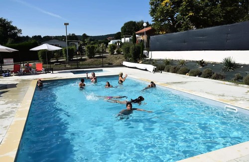 Saint-Bonnet-le-Chateau Wohnmobilvermietung | Camping de la Belle Etoile * - Coco Sweet 4 people