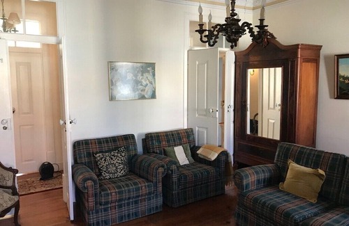 Freiria Wohnung | Patio House on the West Coast