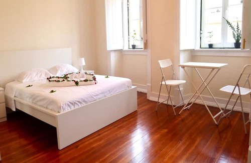 Loures Haus | Matching Loures Guest House
