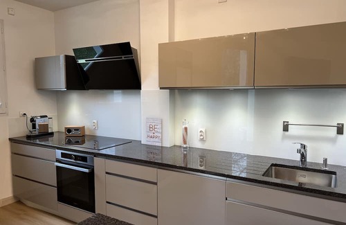 Divonne-les-Bains Wohnung | A 15 min de L'aéroport de Genève, Appartement en Résidence Piscine, Tennis