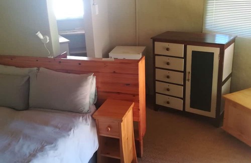 Underberg Hütte | Inviting 1-Bed Cottage in Underberg