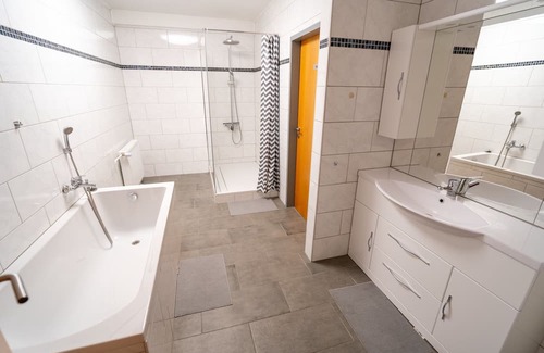 Worms Wohnung | Ferienwohnung/app. für 10 Gäste mit 122m² in Worms