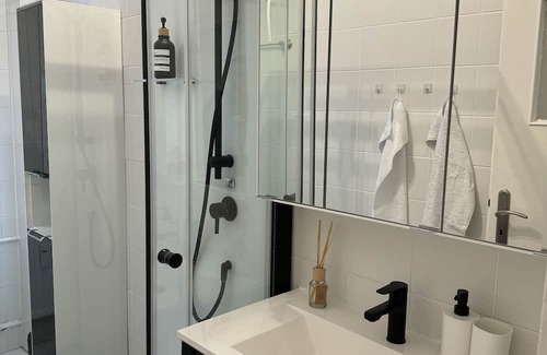 Mitte Wohnung | Gemütliches Apartment 4 Personen in Stadtmitte