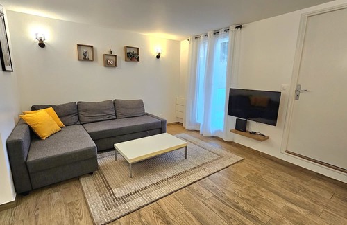 Sevran Wohnung | Appartement Cosy Refait à Neuf Proche Parc des Expositions et Aéroport CDG