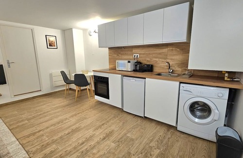 Sevran Wohnung | Appartement Cosy Refait à Neuf Proche Parc des Expositions et Aéroport CDG