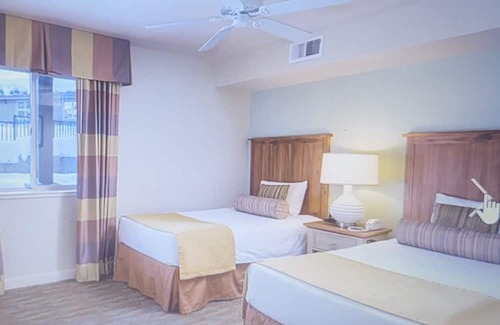 Round Hill Village Wohnung | Cozy spacious 3-bedroom apt sleeps8 in Zephyr Cove with Wi-Fi, fitness room