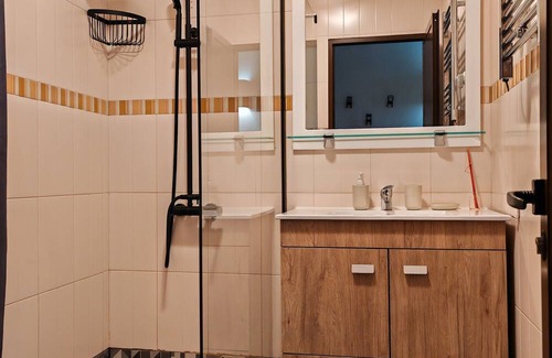 Patio Wohnung | Páteo Apartment - Pool, BBQ and Garden View
