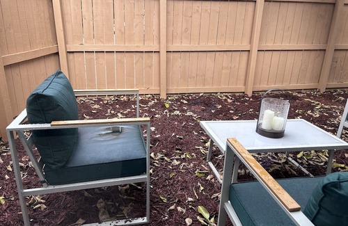 Sailboat Bend Haus | Las Olas Cabanas Unit #1 - Private Triplex Steps from Las Olas Blvd & Downtown