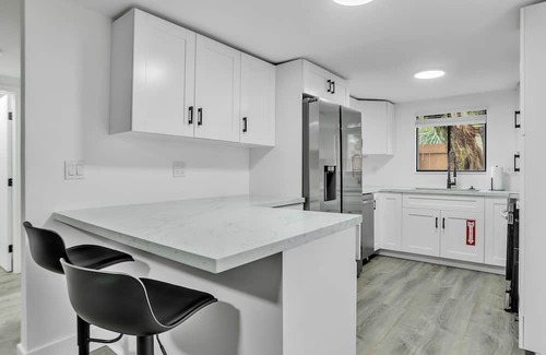 Sailboat Bend Haus | Las Olas Cabanas Unit #1 - Private Triplex Steps from Las Olas Blvd & Downtown