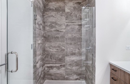 Logan Square Wohnung | Amazing Logan Square 1BR w/ Pool, Lounge & Gym nr L, by Blueground