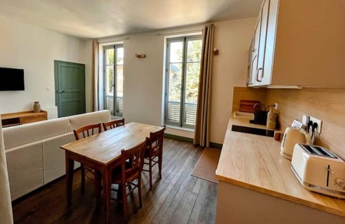 Autun Wohnung | Ecrin de Verdure - Appartement de Charme à Autun