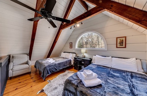 Demorest Haus | Riverland Retreat- Located in an idyllic riverfront community on the Soque