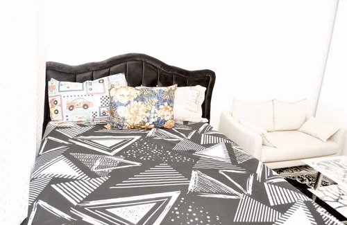 Bobigny Wohnung | Homerez - Amazing studio for 4 ppl. at Bobigny