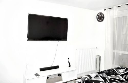 Bobigny Wohnung | Homerez - Amazing studio for 4 ppl. at Bobigny