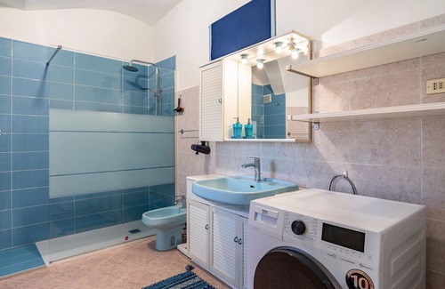 Segonzano Haus | Apartment In A Hotel 'Valentina Val Di Cembra' with Mountain View, Balcony and Wi-Fi