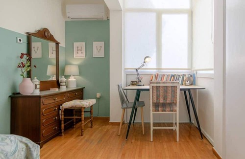 Filopappou Wohnung | Comfy & Sunny flat w/h balcony@center up to 8ppl