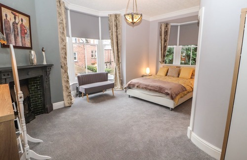 Carlisle Hütte | 22 CHATSWORTH SQUARE, family friendly, with hot tub in Carlisle