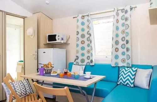 Berny Riviere Haus | La Croix du Vieux Pont campsite* - Classic 3-room mobile home for 4/6 people