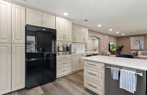 West Covina Haus | Hillside Retreat on Easthills Dr #41742